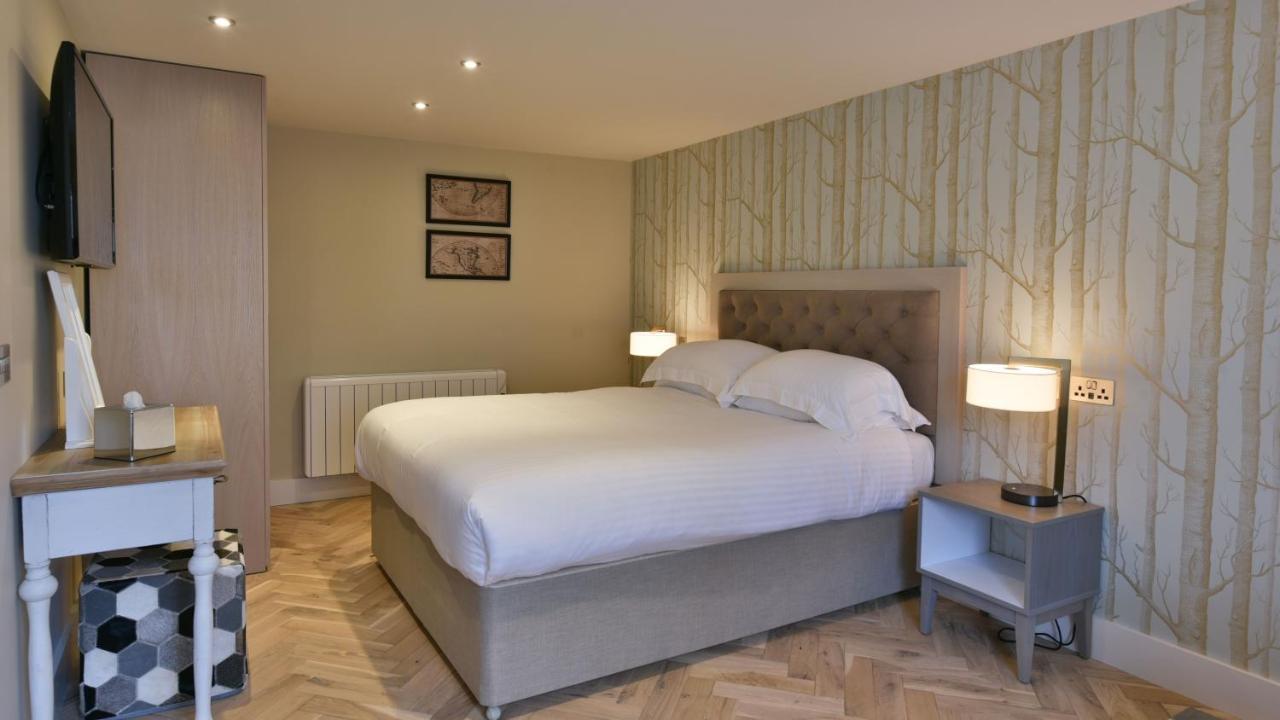 The Seafield Arms Hotel Cullen - Self Catering Экстерьер фото
