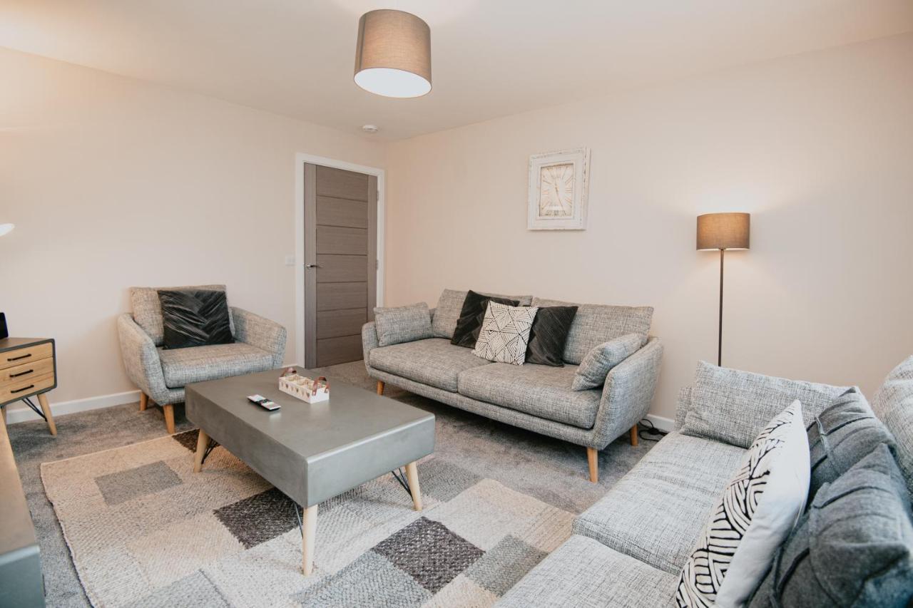 The Seafield Arms Hotel Cullen - Self Catering Экстерьер фото