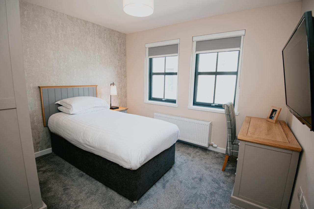 The Seafield Arms Hotel Cullen - Self Catering Экстерьер фото